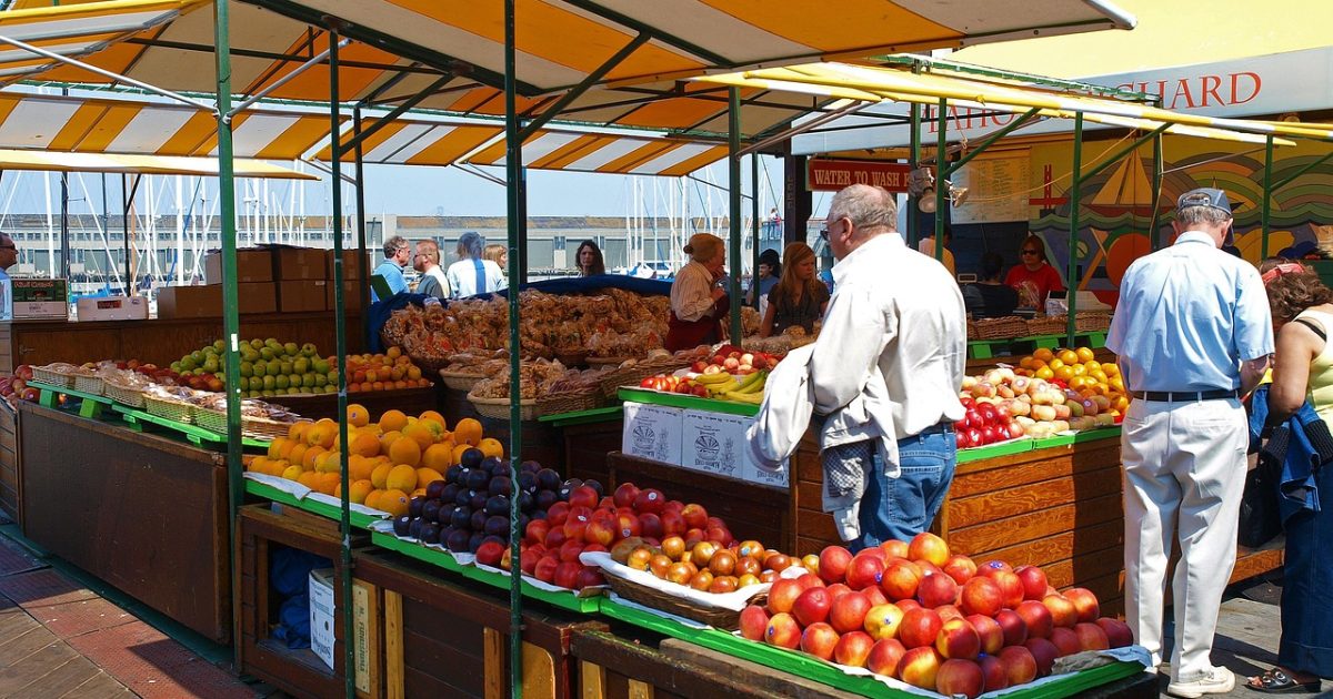 Targi i bazary — kalendarz całoroczny — zdjęcie 1